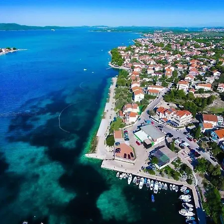 Apartment Moon And Dream *