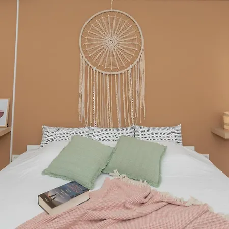 Moon And Dream * Brodarica (Sibenik-Knin)